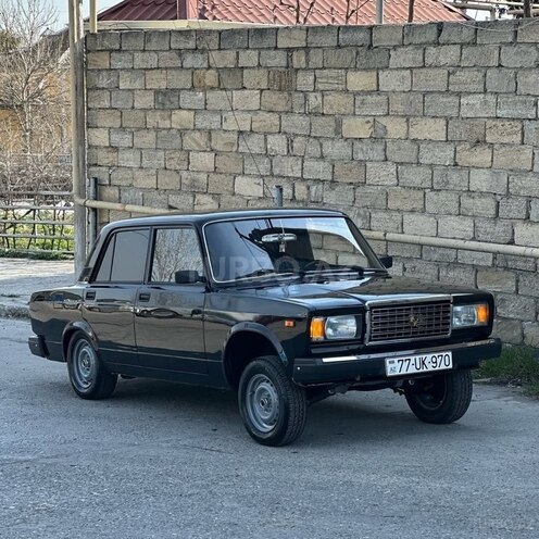 LADA (VAZ) 2107 2007, 92,000 km - 1.6 л - Şabran