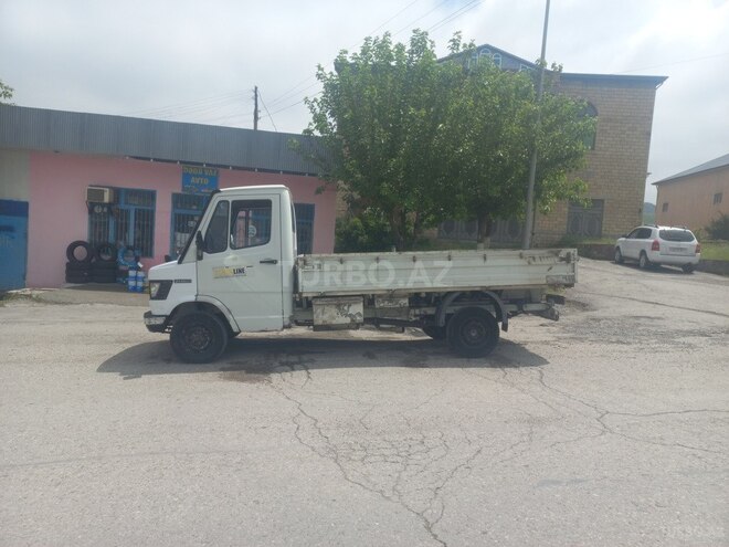Mercedes 410 D 1989, 286,544 km - 2.3 л - Göyçay