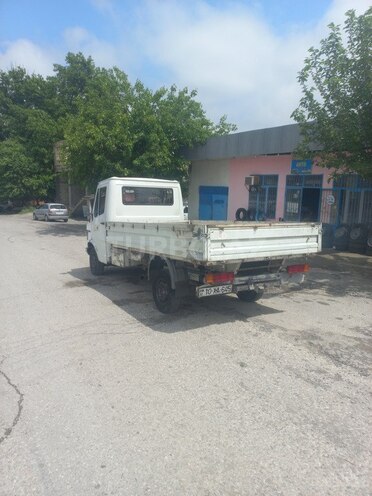 Mercedes 410 D 1989, 286,544 km - 2.3 л - Göyçay