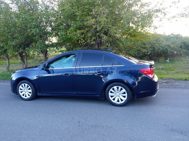 Chevrolet Cruze 2011, 235,000 km - 1.8 л - Bakı
