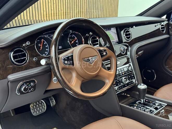Bentley Mulsanne-12