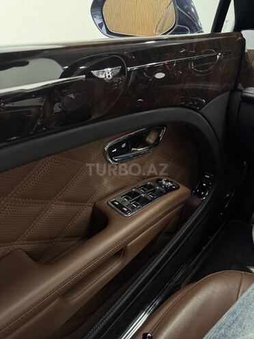 Bentley Mulsanne-32
