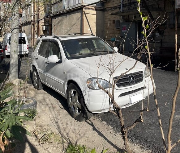Mercedes ML 320 4MATIC 2001, 234,978 km - 3.2 l - Sumqayıt