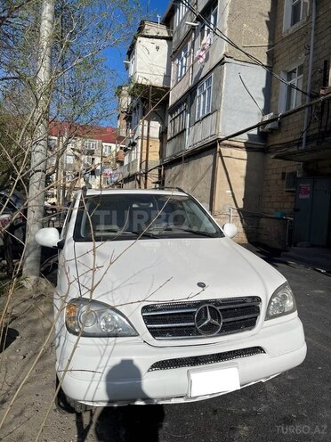 Mercedes ML 320 4MATIC 2001, 234,978 km - 3.2 l - Sumqayıt