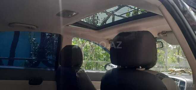 Hyundai Accent-15