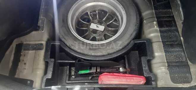 Hyundai Accent-21