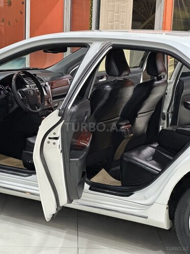 Toyota Camry-28