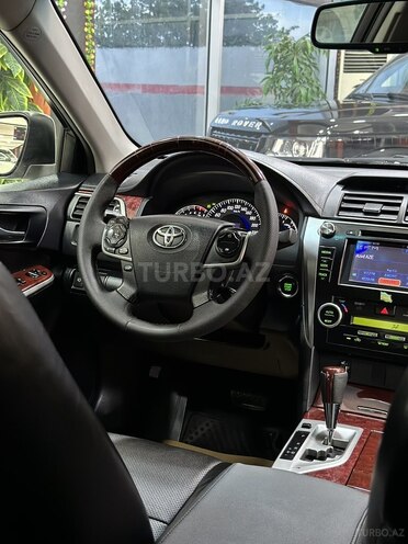 Toyota Camry-22