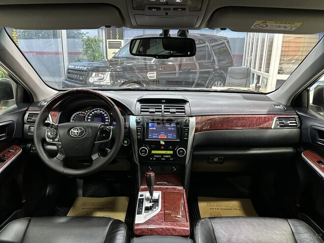 Toyota Camry-20