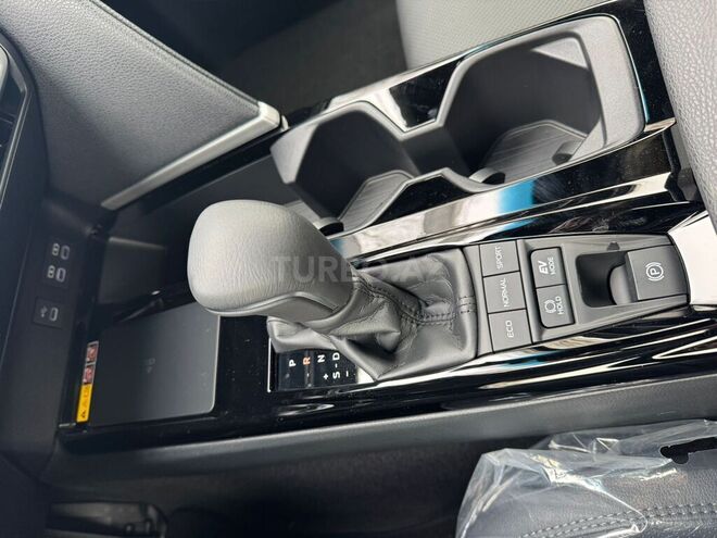 Toyota Camry-20