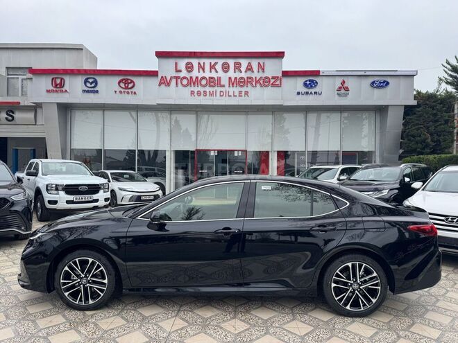 Toyota Camry-5