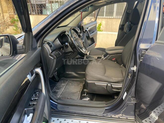 Kia Sorento-11