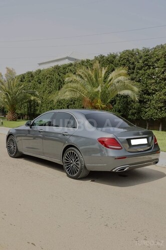 Mercedes E 220 d 4MATIC 2016, 117,300 km - 2.0 l - Bakı