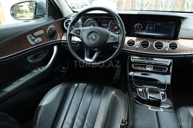 Mercedes E 220 d 4MATIC 2016, 117,300 km - 2.0 l - Bakı