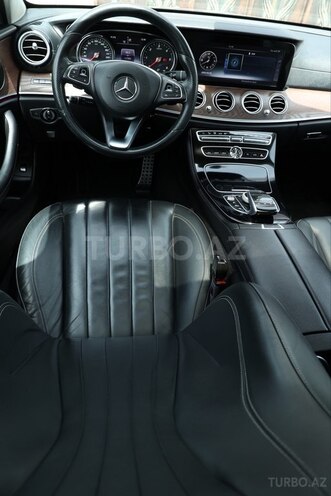 Mercedes E 220 d 4MATIC 2016, 117,300 km - 2.0 l - Bakı