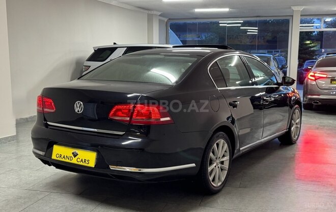 Volkswagen Passat 2013, 226,000 km - 1.8 l - Bakı