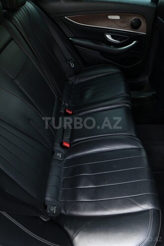 Mercedes E 220 d 4MATIC 2016, 117,300 km - 2.0 l - Bakı