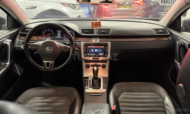 Volkswagen Passat 2013, 226,000 km - 1.8 l - Bakı