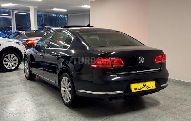 Volkswagen Passat 2013, 226,000 km - 1.8 l - Bakı