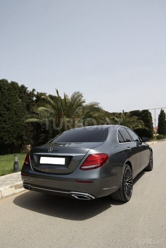 Mercedes E 220 d 4MATIC 2016, 117,300 km - 2.0 l - Bakı