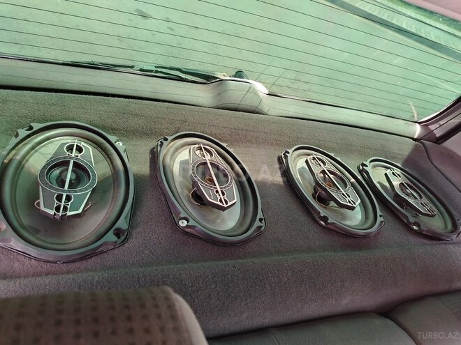 Volkswagen Polo 2000, 300,000 km - 1.4 l - Şəki