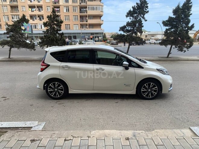 Nissan Note 2016, 120,000 km - 1.2 л - Bakı