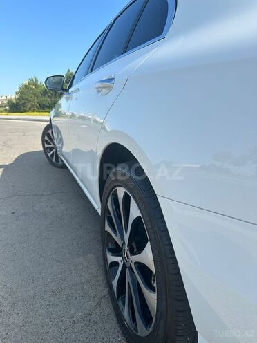 Mercedes E 300 4MATIC 2018, 148,200 km - 2.0 л - Bakı