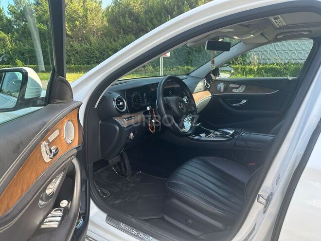 Mercedes E 300 4MATIC 2018, 148,200 km - 2.0 л - Bakı