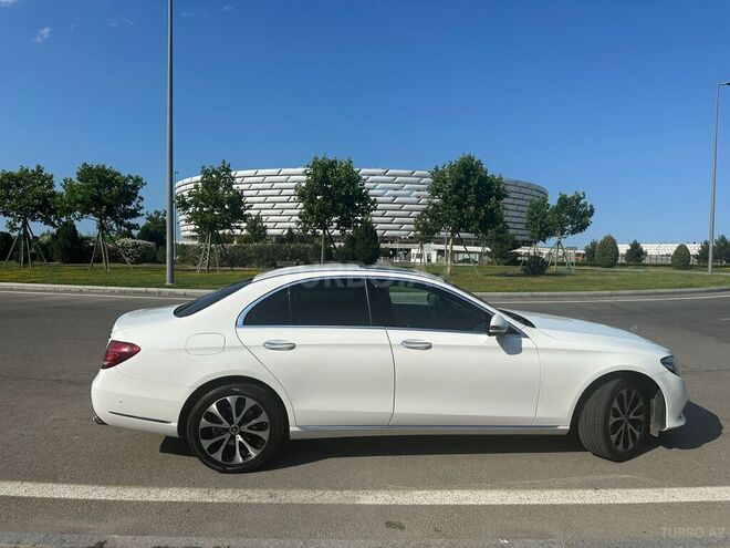 Mercedes E 300 4MATIC 2018, 148,200 km - 2.0 л - Bakı