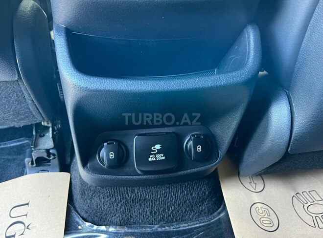 Hyundai Santa Fe 2018, 144,000 km - 2.0 л - Bakı