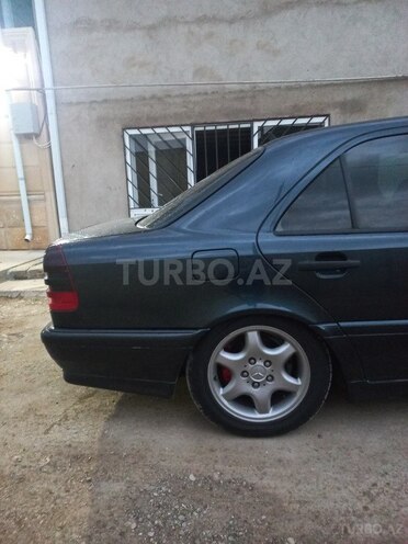 Mercedes C 240 1997, 297,000 km - 2.4 l - Bakı