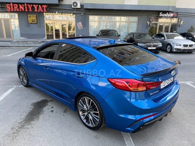 Hyundai Elantra 2016, 135,185 km - 1.6 l - Bakı