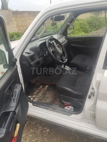 Mitsubishi Pajero io 2001, 316,910 km - 2.0 л - Xaçmaz