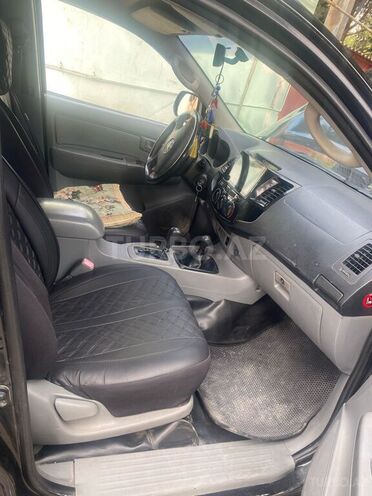 Toyota Hilux 2007, 263,000 km - 3.0 l - Bakı