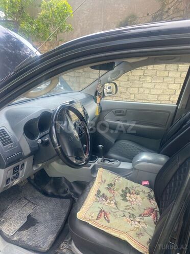 Toyota Hilux 2007, 263,000 km - 3.0 l - Bakı