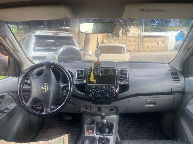 Toyota Hilux 2007, 263,000 km - 3.0 l - Bakı