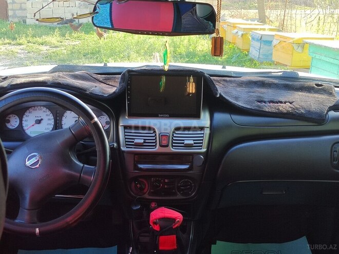 Nissan Sunny 2006, 270,000 km - 1.6 l - Bakı