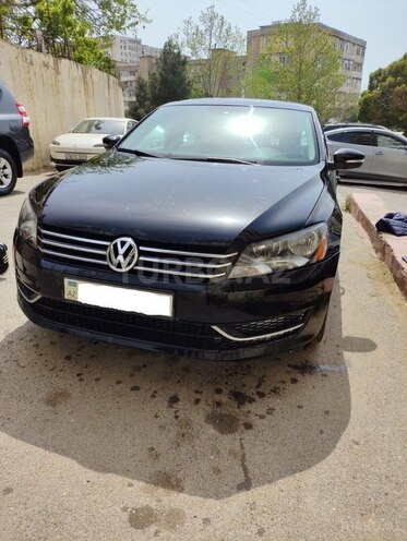 Volkswagen Passat 2014, 315,000 km - 1.8 л - Bakı