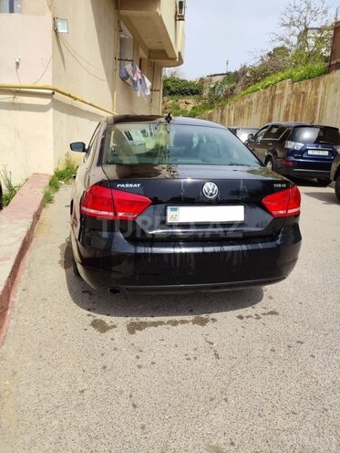 Volkswagen Passat 2014, 315,000 km - 1.8 л - Bakı