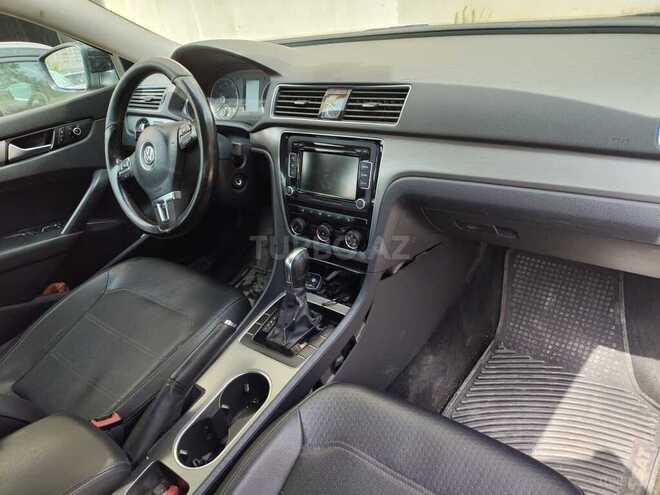 Volkswagen Passat 2014, 315,000 km - 1.8 л - Bakı