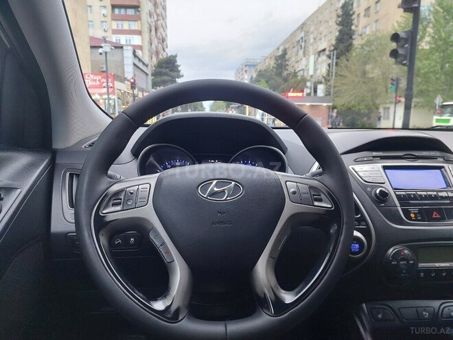 Hyundai ix35 2013, 286,000 km - 2.0 л - Bakı