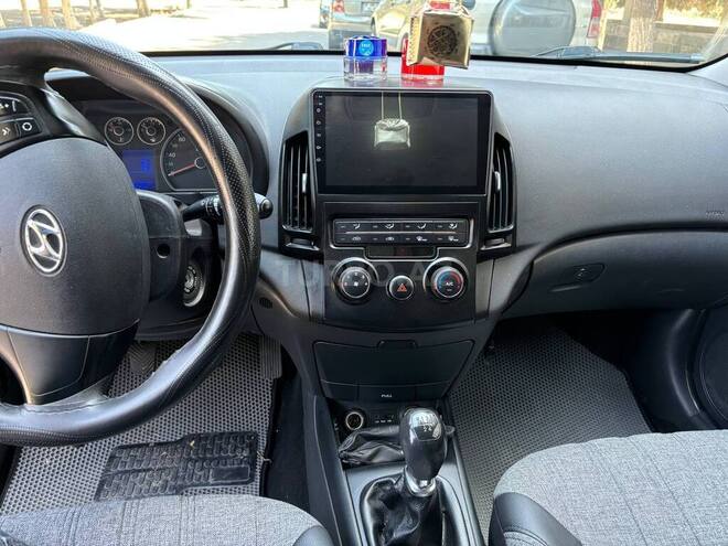 Hyundai i30 2011, 255,000 km - 1.4 l - Bakı