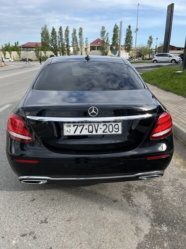 Mercedes E 200 d 2018, 136,000 km - 2.0 l - Bakı