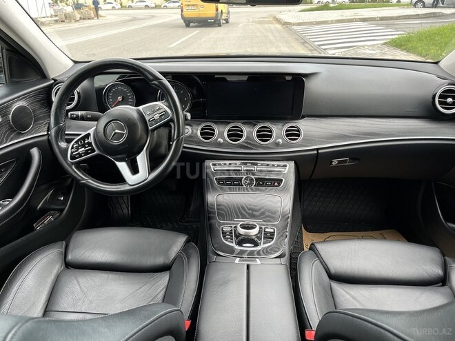 Mercedes E 200 d 2018, 136,000 km - 2.0 l - Bakı