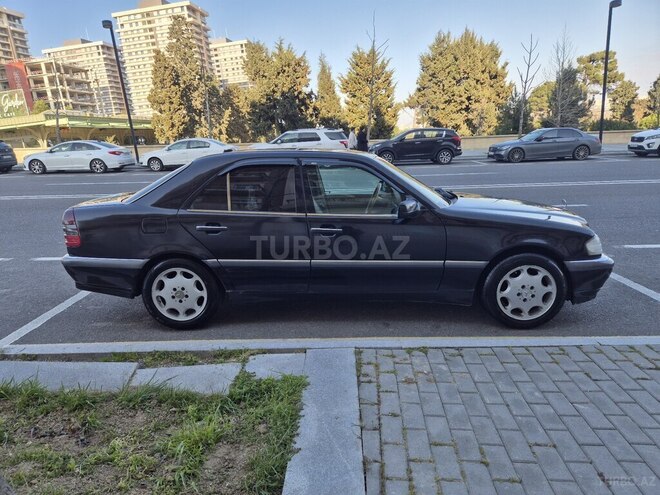 Mercedes C 230 2000, 350,837 km - 2.3 л - Bakı