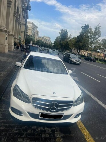 Mercedes E 220 d 2014, 279,800 km - 2.2 l - Bakı