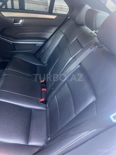Mercedes E 220 d 2014, 279,800 km - 2.2 l - Bakı