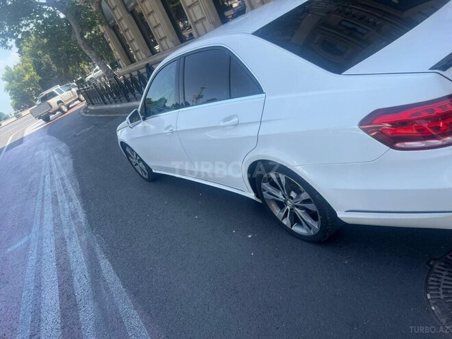 Mercedes E 220 d 2014, 279,800 km - 2.2 l - Bakı
