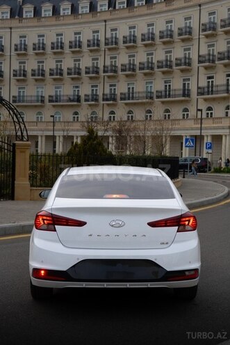 Hyundai Elantra 2019, 128,500 km - 1.6 l - Bakı