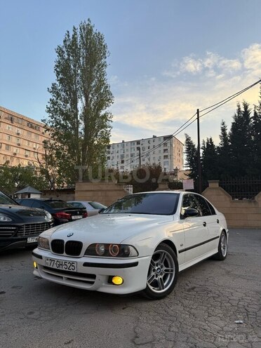 BMW 525 2002, 317,000 km - 2.5 l - Bakı